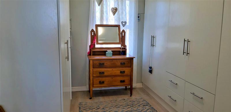 4 Bedroom Property for Sale in Myburgh Park Western Cape